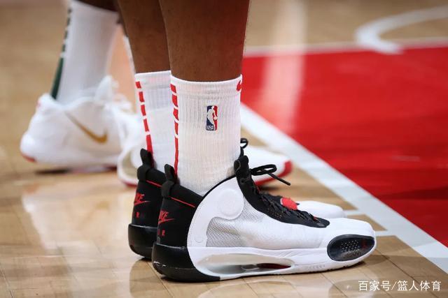 布克52分太阳力克鹈鹕升至西部第7 老鹰擒公牛