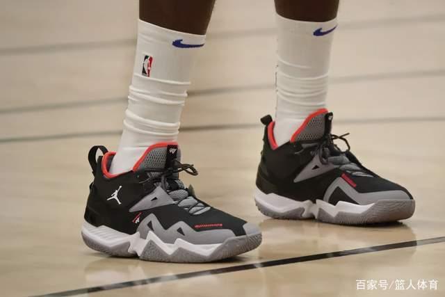 班凯罗29分魔术克活塞3连胜 猛龙送黄蜂4连败